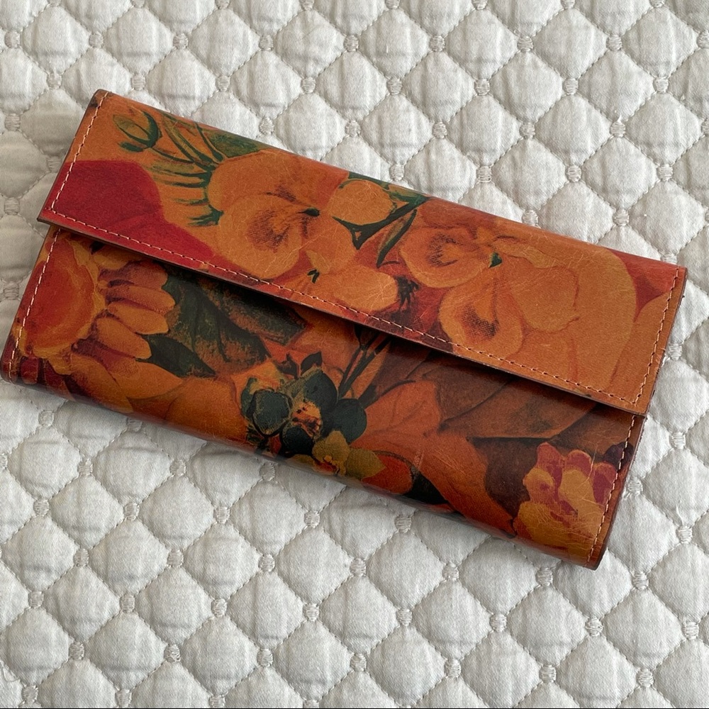 Argentinian wallet.